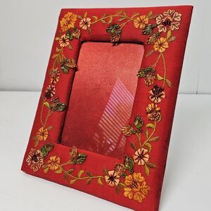 Vtg Photo Frame Gift Red Satin Fabric Embroidered beads Floral Beading 4 x 6 pic